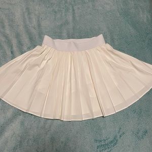 White tennis skirt